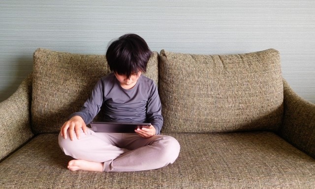 【塾なしで中学受験】オンライン教材や市販テキスト、通信教育のみで中学受験できますか？　